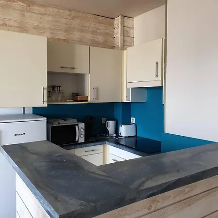 Apartment Bel Renove Au Centre-ville De - Ref 920